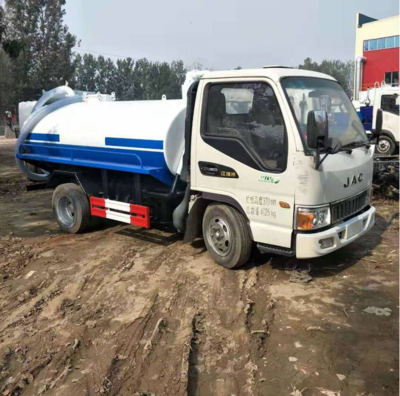 5噸養(yǎng)殖廠吸糞車 化糞池清理轉運吸糞車