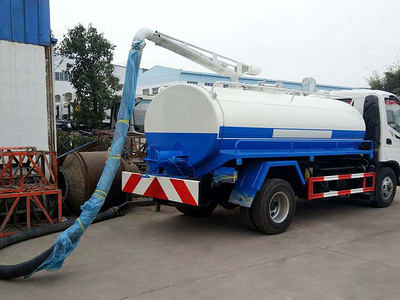 福田歐馬可6噸吸糞車配置參數